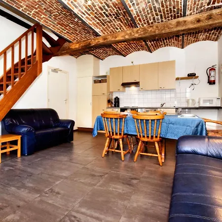 Nice Apartments In A Monumental Square Farm بيت للعطل *